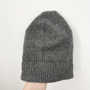 Hickey Freeman Cashmere Beanie Knit Hat Cozy Soft Luxury Minimalist Gray Stretch